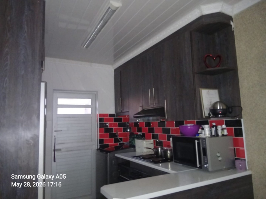 2 Bedroom Property for Sale in Haven Hills Eastern Cape
